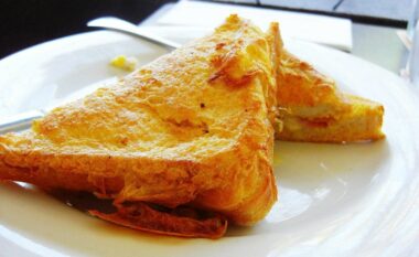 Si të përgatisni një tost të përkryer: Veproni sipas kësaj radhe, gjithmonë bëni një gjë gabim