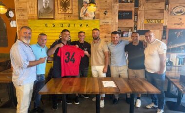 Taulant Xhaka i rikthehet futbollit, këtë herë në rolin e trajnerit