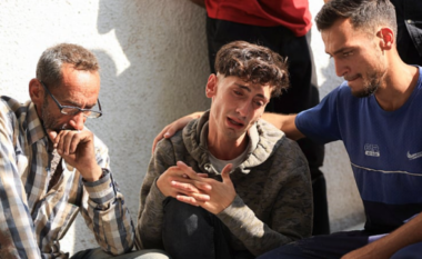 Izraeli vrau edhe 120 palestinezë – shumica të moshuar dhe fëmijë që kërkonin ushqim