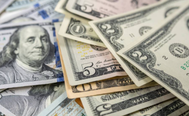 Gruaja parashikon fitoren në lotari – dhe fiton afro 200 mijë euro