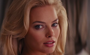 Margot Robbie: Vëllai nuk më ka folur për disa muaj pas skenës së pakëndshme në filmin “Wolf of Wall Street”