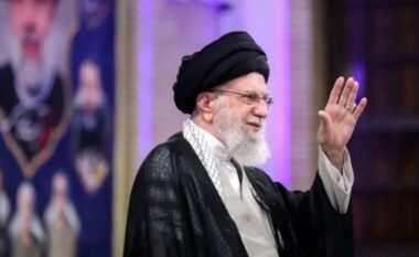 Udhëheqësi suprem i Iranit hedh poshtë “propozimin bërthamor” të SHBA-së