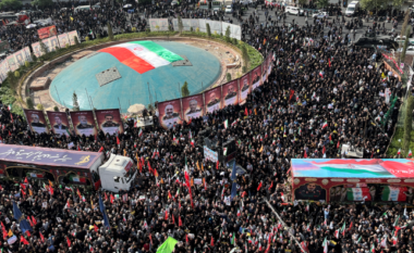 Iran, varrosen oficerë e shkencëtarë bërthamorë të vrarë gjatë luftës me Izraelin