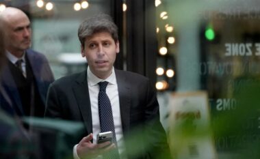 Altman i OpenAI thotë se ka folur me shefin e Microsoft “për partneritetin e ardhshëm”