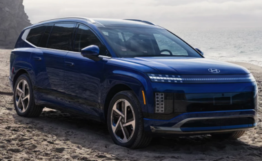 Hyundai sjell veturën e parë elektrike SUV me tre rreshta