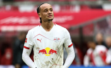 Xavi Simons në bisedime me katër skuadra angleze, Leipzig nuk i ulë kërkesat