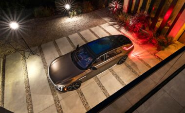 A ia vlen ky Cadillac Celestiq të paguhet 340,000 dollarë?