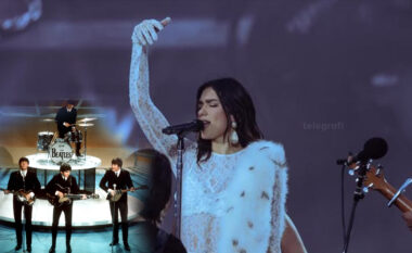Dua Lipa këndon “Hey Jude” të Beatles-ave në Liverpool, vazhdon traditën e këngëve nga artistët lokalë