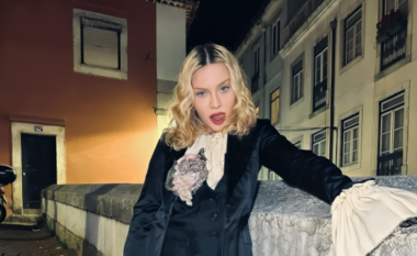 Madonna mburret me një çantë që vlerësohet të ketë vlerën 100 mijë dollarë