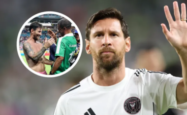 Të gjithë po pyesin se kush është njeriu që Messi e përqafoi ngrohtësisht dhe ia dhuroi fanellën