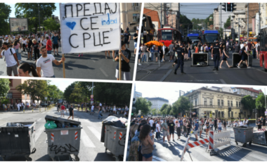 Studentja amerikane përplaset për tokë derisa fshihej nga xhandarmeria serbe, filluan ta shkelnin me këmbë dhe ta godisnin me shkop në shpinë
