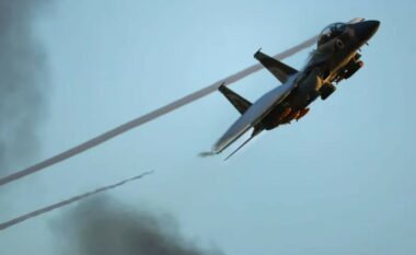 Aeroplani luftarak izraelit F-15 pothuajse ishte detyruar të ulej në Teheran për shkak të problemit në rezervuarin e karburantit