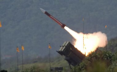 Marrëveshje e re amerikane për armët në Ukrainë: Çfarë do të marrë Kievi dhe kush do t’i paguajë ato?