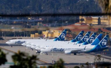 Alaska Airlines kërkon ndalimin e fluturimit për të gjithë aeroplanët e saj, shkak një defekt në sistemin elektronik