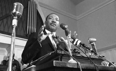 Zyrtarët e Trump publikojnë të dhënat e FBI-së për Martin Luther King Jr, pavarësisht kundërshtimit të familjes së tij