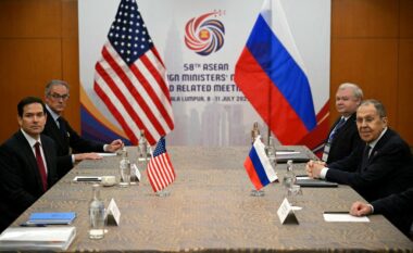 Rubio thotë se SHBA-të dhe Rusia kanë shkëmbyer ide të reja për bisedimet e paqes në Ukrainë