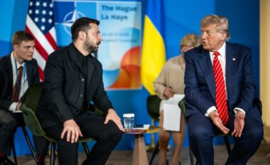 Trump: Do të dërgoj më shumë armë në Ukrainë, nuk jam aspak i kënaqur me Putinin