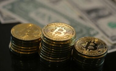 Bitcoin thyen rekord të ri – kalon vlerën prej 113 mijë dollarësh