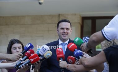 Abdixhiku hedh kritika ndaj Kurtit: I mungon legjitimiteti dhe morali politik, do t’i drejtohemi Kushtetueses për shkeljet e LVV-së