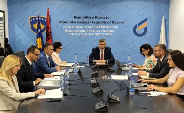 Kompania e vëllait të shefit të kabinetit të Kurtit licencohet nga ZRRE për furnizim me energji elektrike
