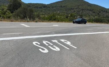 “SOTP” në mes të rrugës – gabimi që u bë hit në rrjetet sociale