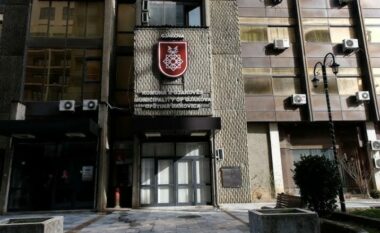 Arrestohen katër zyrtarë komunalë për keqpërdorim të pozitës në Gjakovë