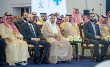 Arabia Saudite njofton investime me vlerë 6.4 miliardë dollarë në Siri