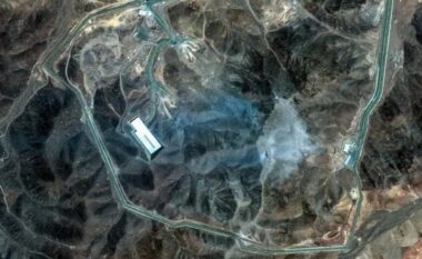E thotë kryediplomati iranian: Bombardimet amerikane “dëmtuan seriozisht” uzinën bërthamore Fordow