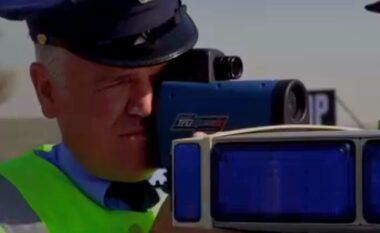 19 vjeçar voziti me 150 km/h në zonën e lejuar 40 km/h në Ferizaj – ndëshkohet me 500 euro gjobë dhe ndalim për një vit