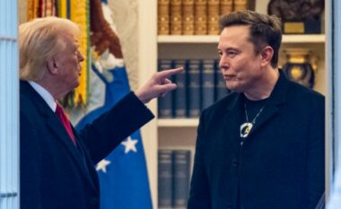 Trump sulmon Muskun: Pa subvencione, ndoshta do t’i duhej të kthehej në Afrikën e Jugut