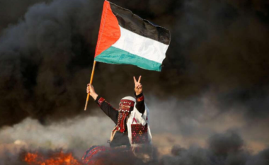 “Nga lumi në det, Palestina do të jetë e lirë”, protesta në Suedi kundër Izraelit
