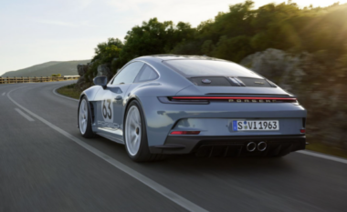 Porsche prezanton modelin e ri 911 Carrera 4S