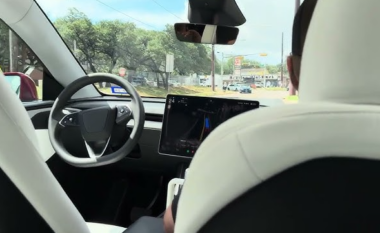 Ja si duket një udhëtim me Robotaxi