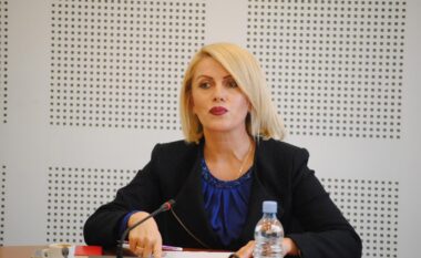 Nisma nuk heq dorë nga posti i kryeparlamentarit, Izmaku paralajmëron takimin Kurti – Limaj
