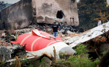 Rrëzohet aeroplani luftarak në Indi, dy pilotë besohet se kanë vdekur