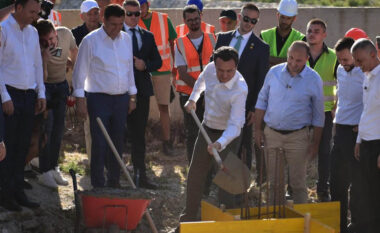 Kontrata 3 milionëshe për urat në Mitrovicë nxit përplasje mes Qeverisë dhe Prokurorisë