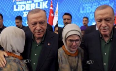 Gruaja e Erdoganit shpërthen në lot pas fjalimit të bashkëshortit për paqen