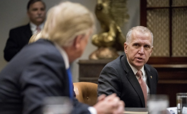 “Publikoni dokumentet e mallkuara”, senatori republikan kundër Trumpit në rastin e Epsteinit