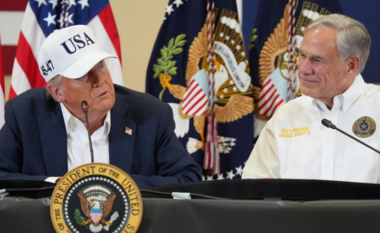 Trump, gazetarit: Vetëm një njeri si ti, mund të ma bëjë një pyetje të ligë