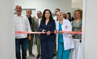 Inaugurohet laboratori i ri pediatrik në QKUK