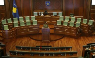 Çitaku: Kuvendi sot është peng i kokëfortësisë së Kurtit dhe Haxhiut