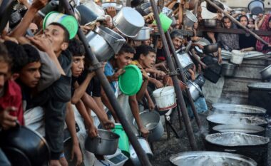 AGK i shkruan letër të hapur presidentes Osmani dhe kryeministrit në detyrë, Kurti për situatën në Gaza