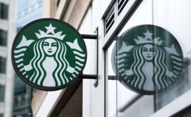 Starbucks Korea u ndalon klientëve të sjellin kompjuterë desktop dhe printerë