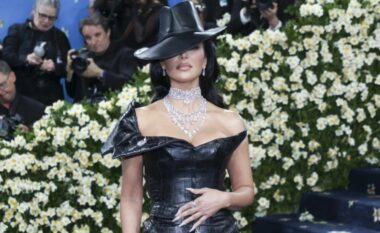 Produkti i ri i Kim Kardashian shkakton bujë: Nuk ka të bëjë me të pasmet – a do ta vishnit ndonjëherë këtë?