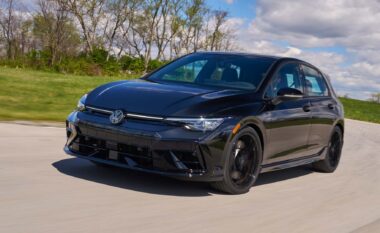Volkswagen më në fund mund t’i japë Golf R një motor më të madh