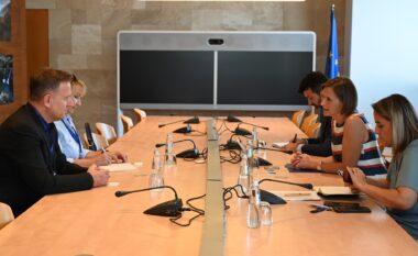 Zyra e BE-së kërkon t’i transferohet urgjentisht buxheti RTK-së
