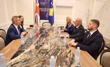 Haradinaj takon ambasadorin britanik: Kosova duhet t’i kthehet funksionimit institucional