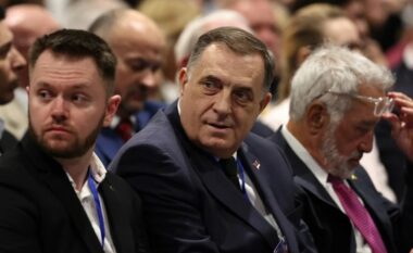 Milorad Dodikut i hiqet mandati si president i ‘Republika Srpska’
