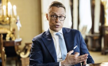Presidenti finlandez ua shpjegon amerikanëve: Rusia po kërkon nga Ukraina territore sa së bashku Florida, Georgia, Virginia, Maryland dhe dy Karolinat