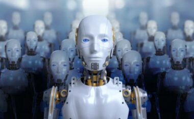 Robotët u grindën në rrjetet sociale